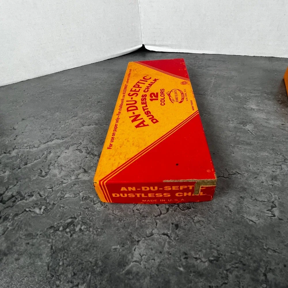 Vintage Binney & Smith An-Du-Septic‎ Dustless Chalk 12 Colors No 6112 USA Made